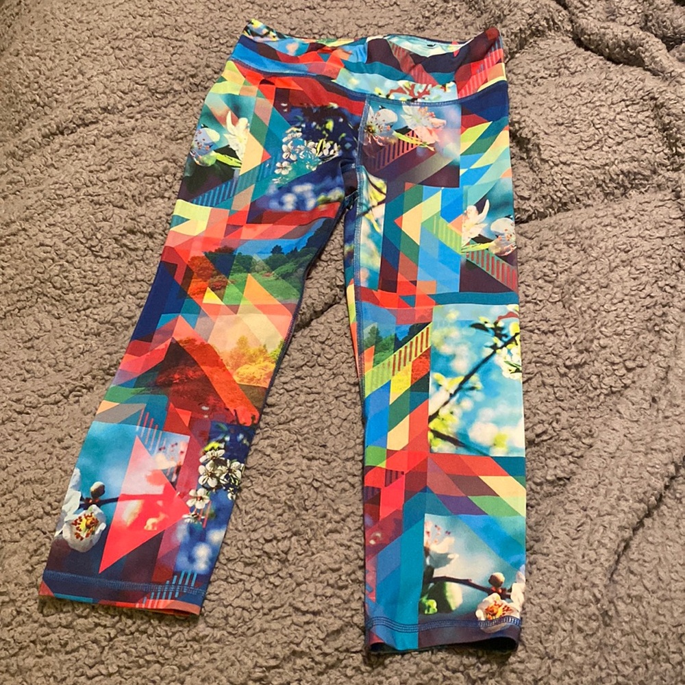Live love dream - crop leggings tights (petite small) like new